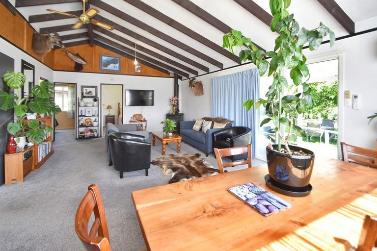 Photo of property in 2 Keene Place, Omarama, 9412