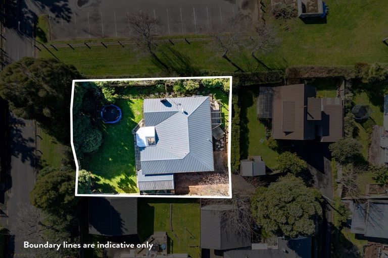 Photo of property in 28 Morris Road, Hillcrest, Hamilton, 3216