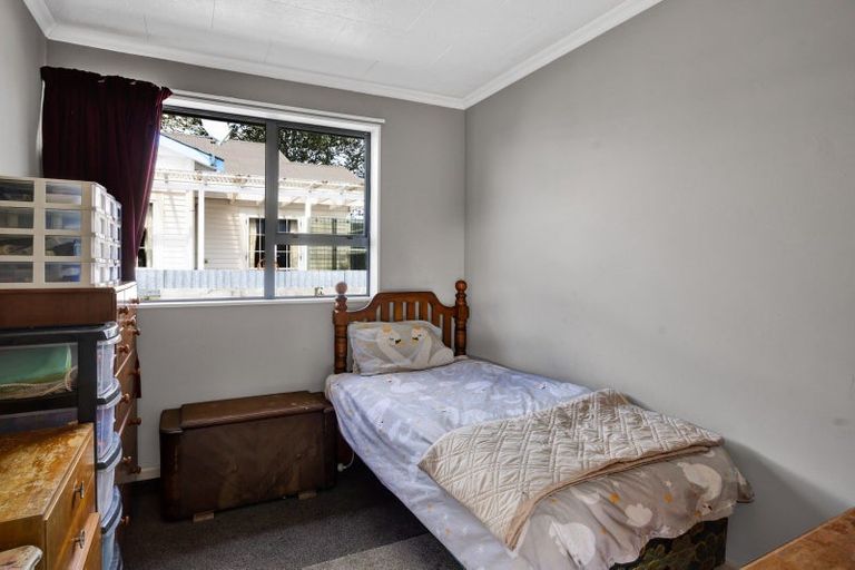 Photo of property in 20 Disraeli Street, Hawera, 4610