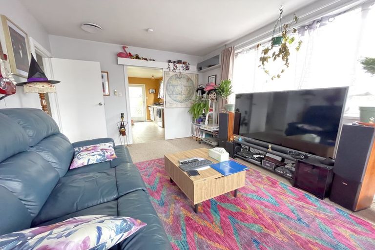 Photo of property in 1/57 Laurence Street, Waltham, Christchurch, 8011