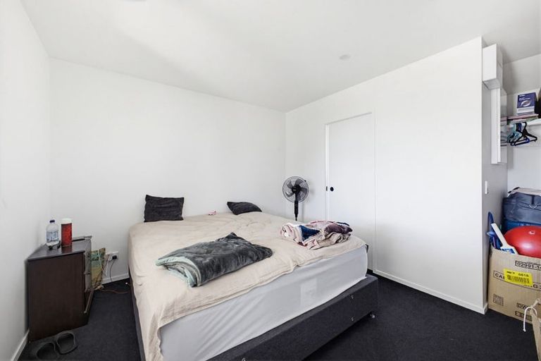 Photo of property in 6 Banks Street, Marfell, New Plymouth, 4310