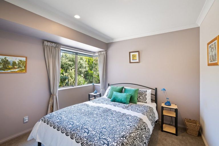 Photo of property in 66 Awatea Avenue, Paraparaumu, 5032