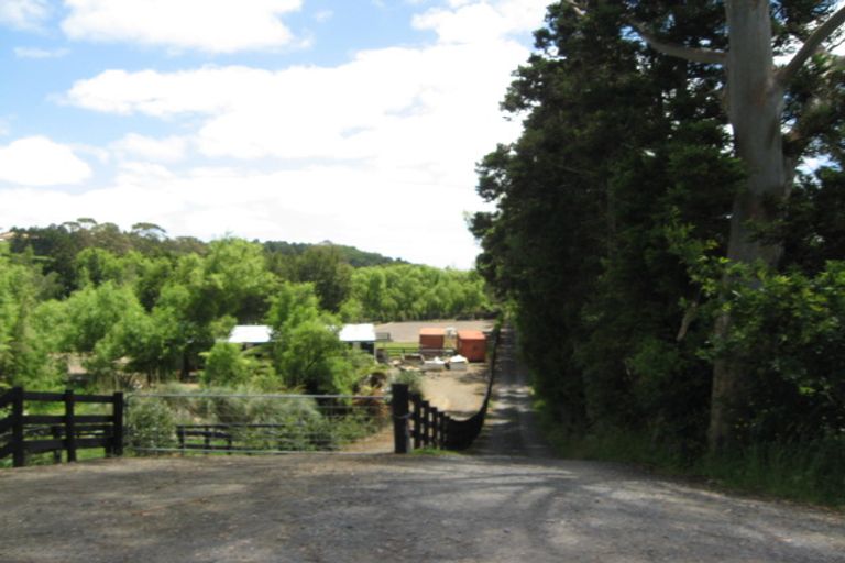 Photo of property in 72a Ingram Road, Bombay, Drury, 2579