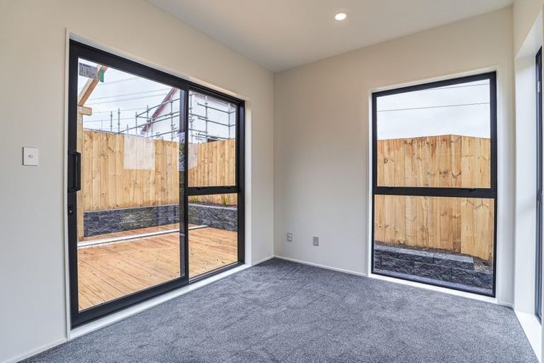 Photo of property in 25 Paretao Street, Massey, Auckland, 0614
