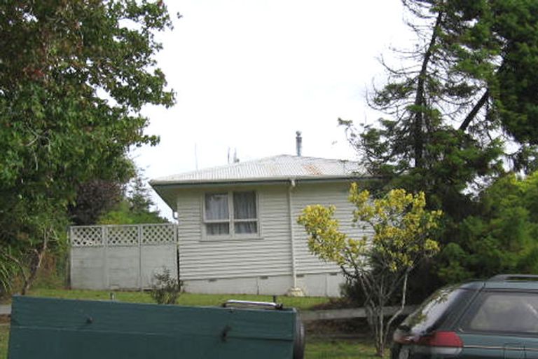 Photo of property in 11 Ranui Avenue, Ranui, Auckland, 0612