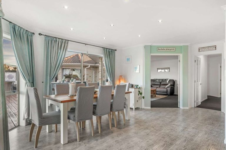 Photo of property in 82 Omana Avenue, Shelly Beach, Helensville, 0874