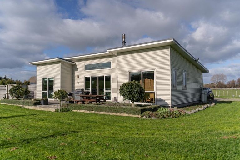 Photo of property in 313 Matahiwi Road, Matahiwi, Masterton, 5888