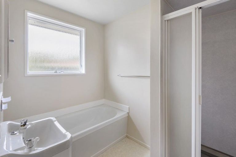 Photo of property in 42 William Street, Prebbleton, 7604