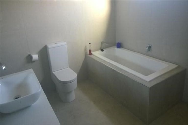 Photo of property in 28 Bur Oak Terrace, Schnapper Rock, Auckland, 0632