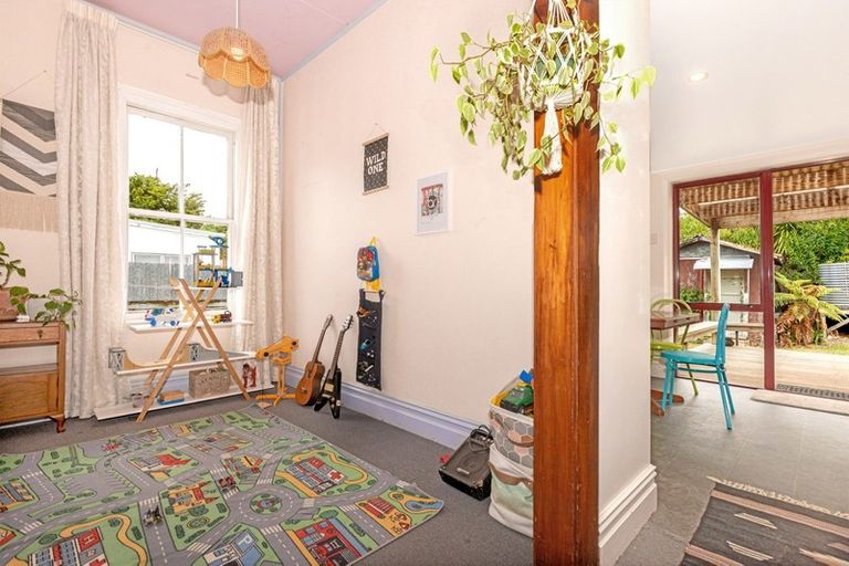 Photo of property in 24 Parau Street, Kaiti, Gisborne, 4010