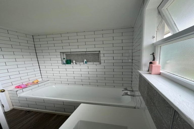 Photo of property in 38 Johnston Road, Kawakawa, 0210