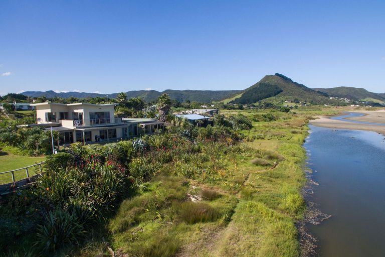 Photo of property in 14 Kotare Street, Ahipara, Kaitaia, 0481