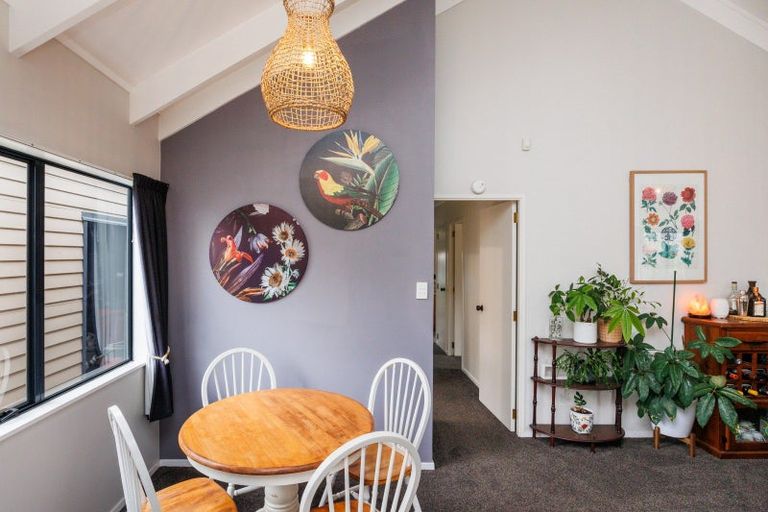 Photo of property in 2a Rutland Place, Milson, Palmerston North, 4414