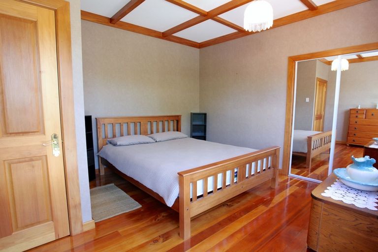 Photo of property in 2 Tutchen Avenue, Raglan, 3225