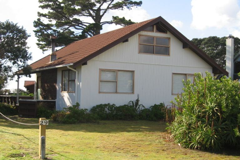Photo of property in 29 Courtney Place, Pauanui, Hikuai, 3579