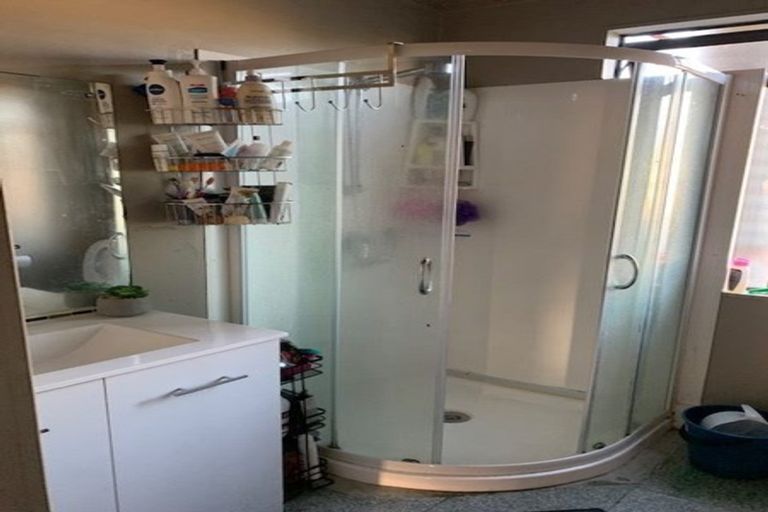 Photo of property in 6 Tangelo Place, Bucklands Beach, Auckland, 2012