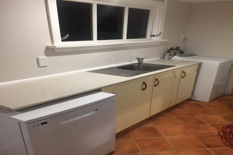 Photo of property in 69 Holloway Road, Aro Valley, Wellington, 6021