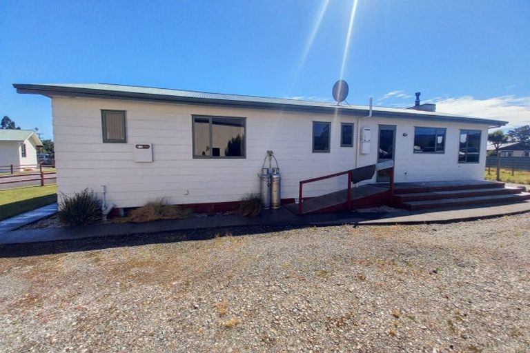 Photo of property in 5 Mcfeely Street, Tuatapere, 9620