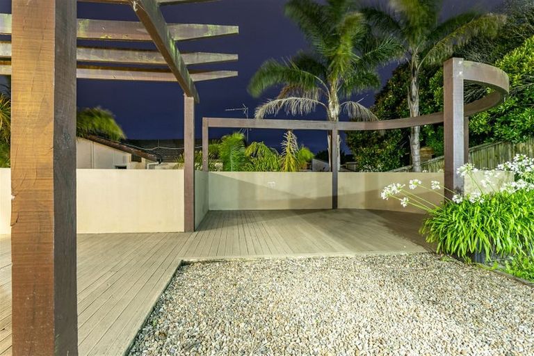 Photo of property in 14 Galaxy Drive, Mairangi Bay, Auckland, 0630