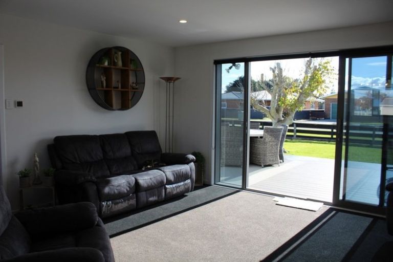 Photo of property in 79 Albert Street, Winton, 9720