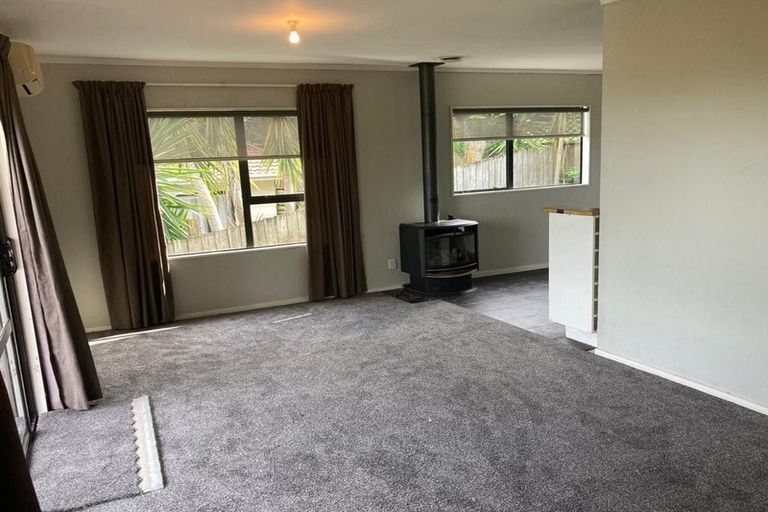 Photo of property in 131/27 Target Road, Totara Vale, Auckland, 0629