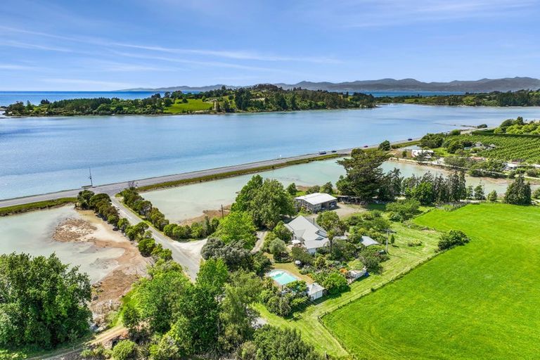 Photo of property in 11 Weka Road, Tasman, Upper Moutere, 7175