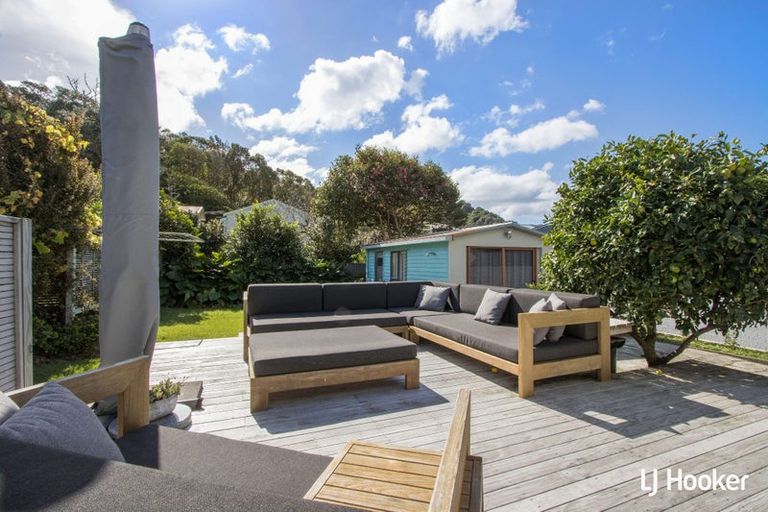 Photo of property in 6 Pacific Road, Waihi Beach, 3611
