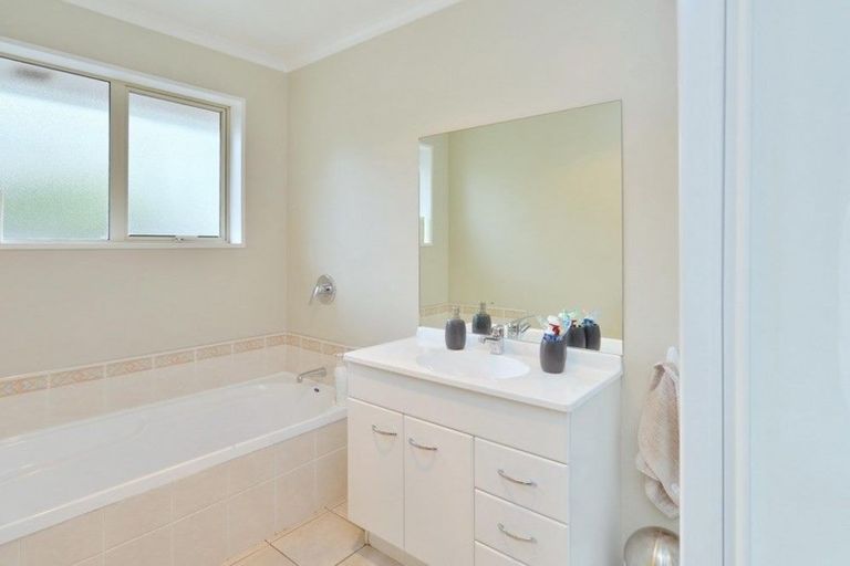 Photo of property in 55 Springwater Avenue, Northwood, Christchurch, 8051