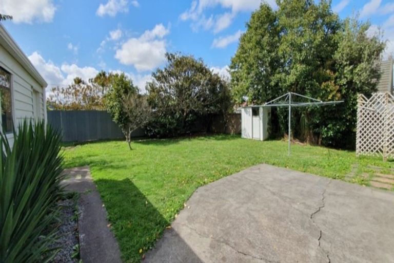Photo of property in 12 Massey Street, Aramoho, Whanganui, 4500