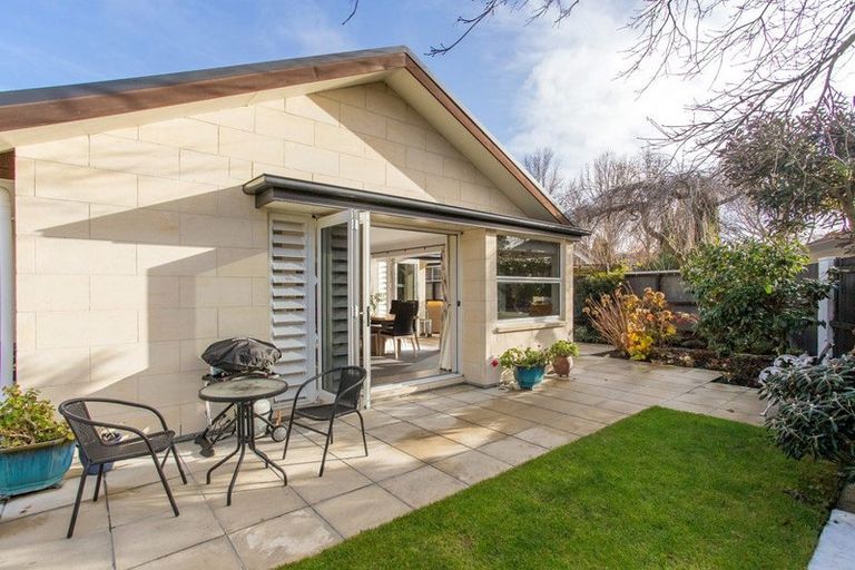 Photo of property in 3 Parkham Drive, Burnside, Christchurch, 8053