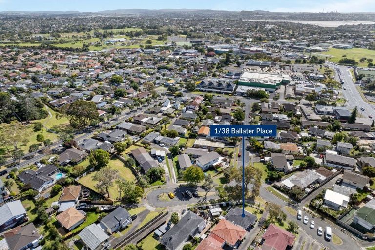 Photo of property in 1/38 Ballater Place, Highland Park, Auckland, 2010