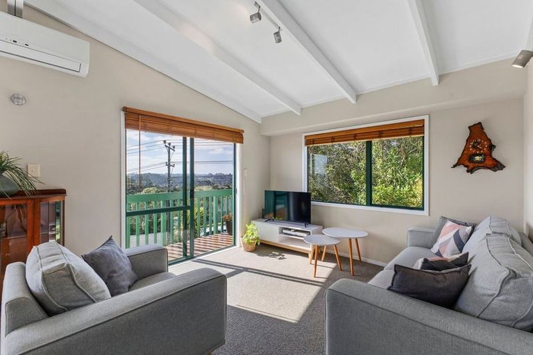 Photo of property in 230 Upper Harbour Drive, Greenhithe, Auckland, 0632