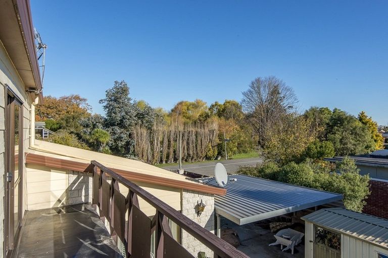 Photo of property in 121 Winters Road, Mairehau, Christchurch, 8052