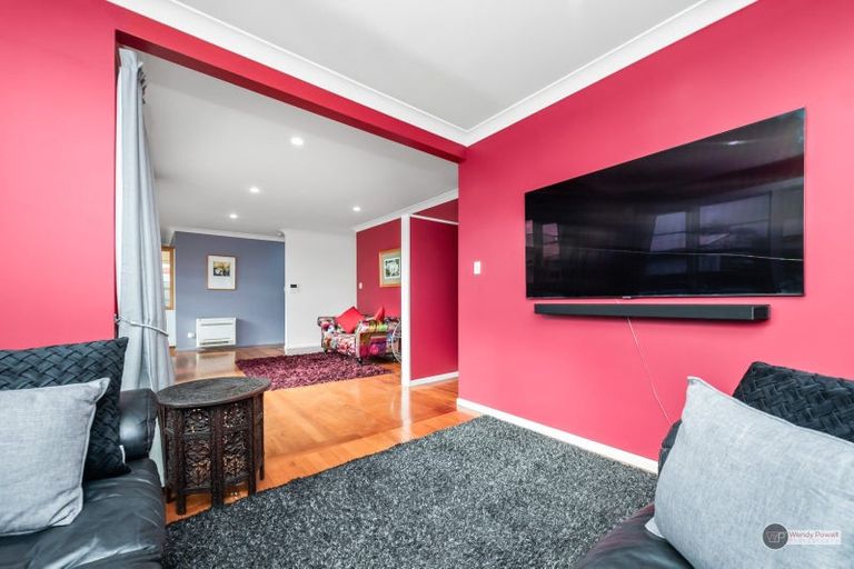 Photo of property in 1 Meadows Avenue, Waiwhetu, Lower Hutt, 5010