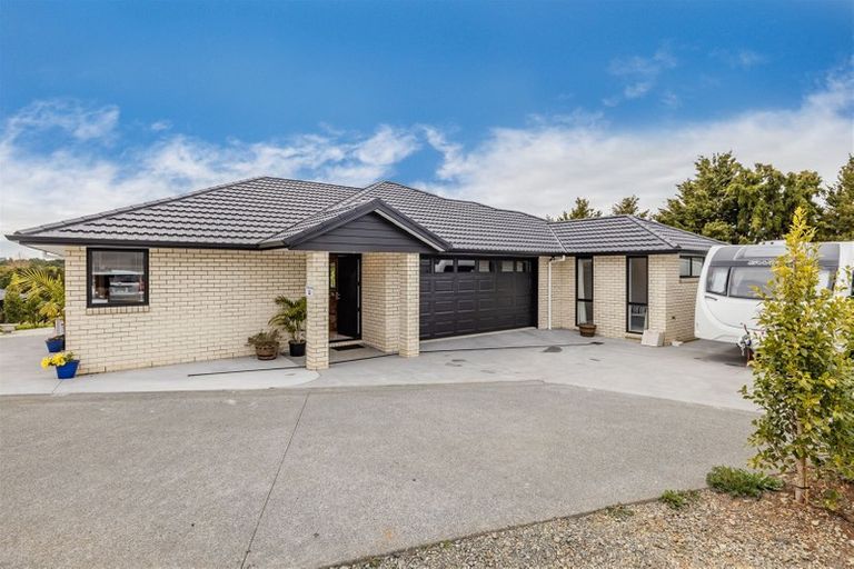 Photo of property in 33 Amsharlo Drive, Kerikeri, 0230