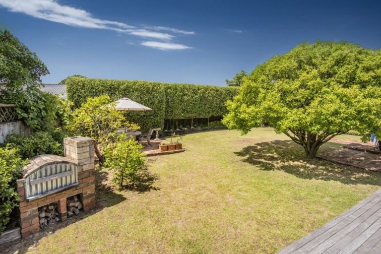 Photo of property in 1 Kerr Street, Devonport, Auckland, 0624