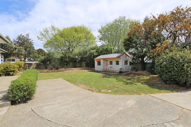 Photo of property in 11 Herriot Street, Richmond, Invercargill, 9810