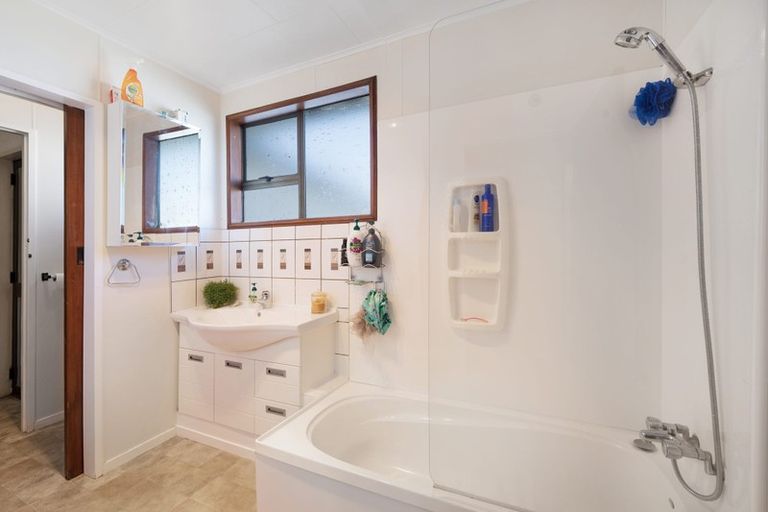 Photo of property in 17 Lurgan Street, Waikaka, Gore, 9773