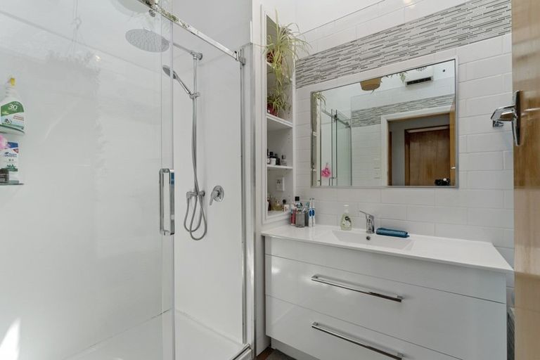 Photo of property in 9 Highbury Drive, Levin, 5510