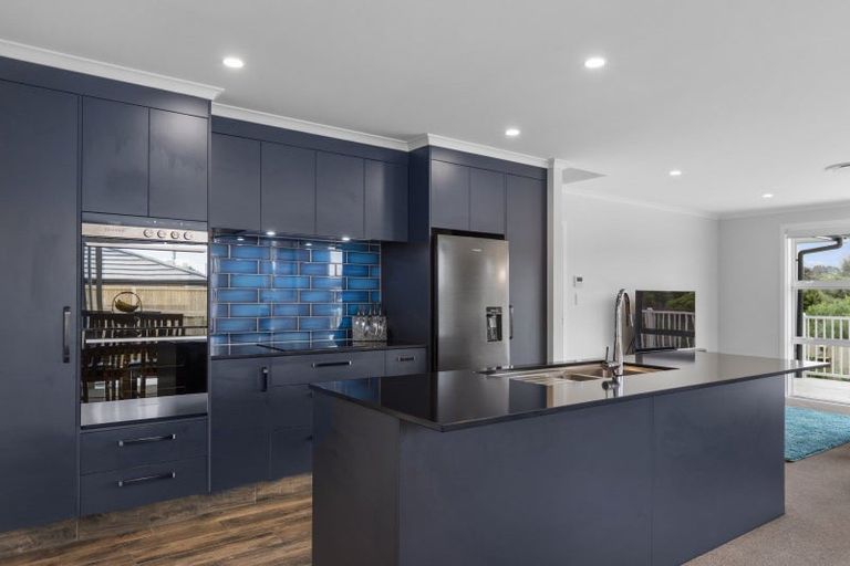 Photo of property in 27 Te Otinga Place, Pyes Pa, Tauranga, 3112