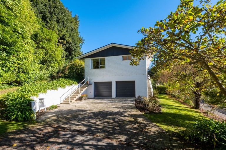 Photo of property in 71 Durham Street, Picton, 7220