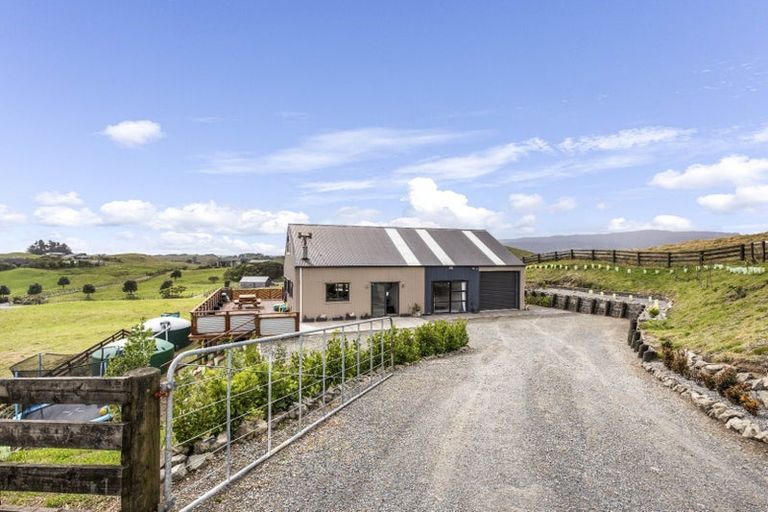 Photo of property in 155 Derham Road, Te Horo, Otaki, 5581