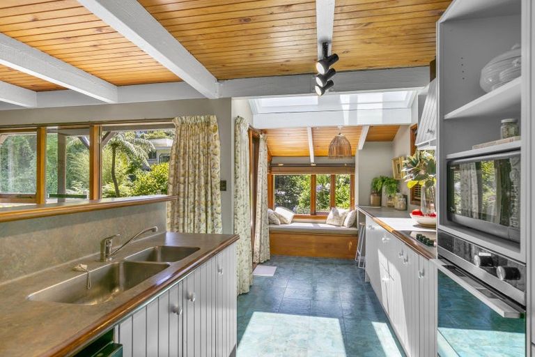 Photo of property in 30 Delhi Crescent, Khandallah, Wellington, 6035