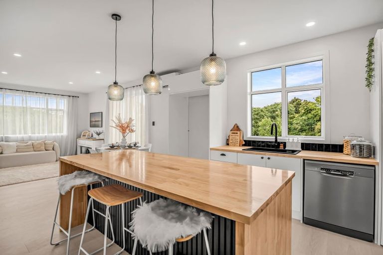 Photo of property in 14 Stuart Street, Owaka, 9535