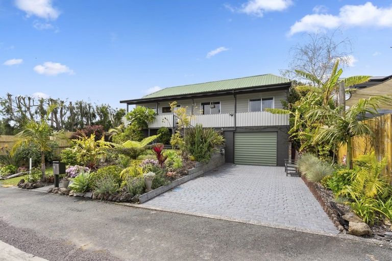 Photo of property in 116 Te Haumi Drive, Paihia, 0200