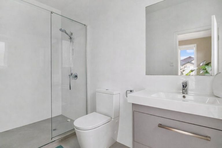 Photo of property in 14 Aporo Drive, Kumeu, 0810