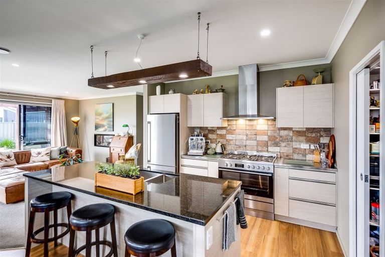 Photo of property in 23 Gee Place, Taradale, Napier, 4112