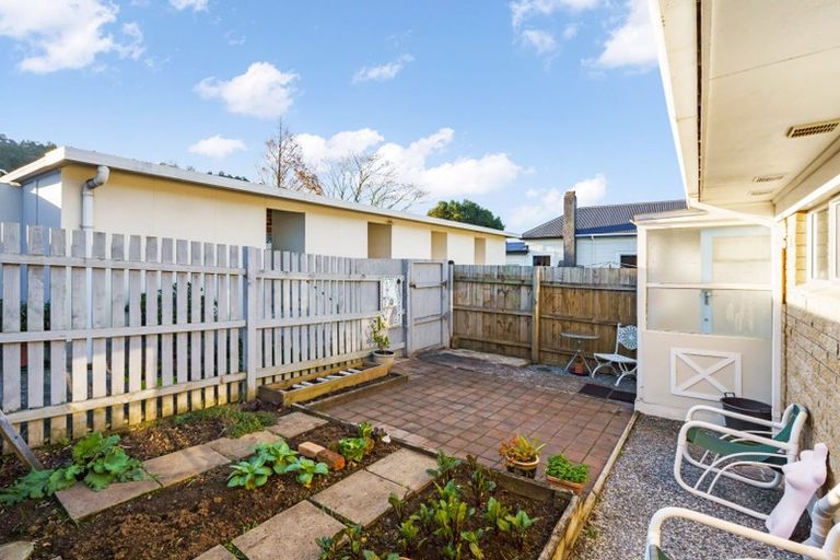 Photo of property in 368-370 Western Hills Drive, Avenues, Whangarei, 0110