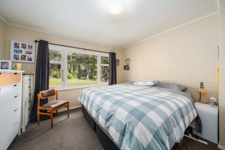 Photo of property in 38 Hine Road, Wainuiomata, Lower Hutt, 5014