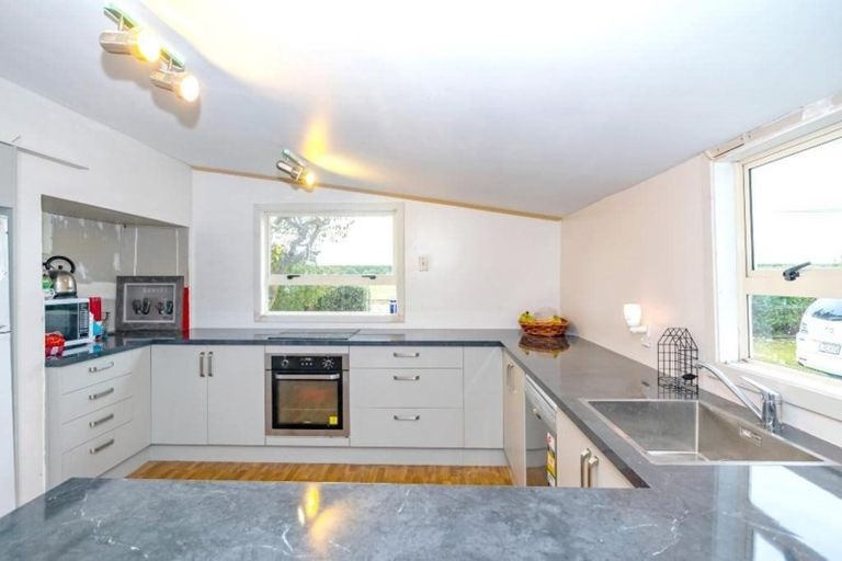 Photo of property in 38 Clifford Street, Pareora, 7912